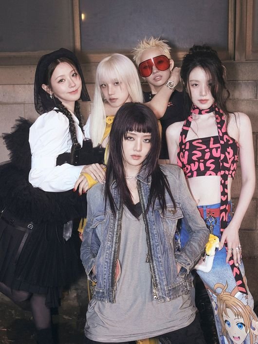 (여자)아이들 devient "아이들" : Un nouveau départ prometteur avec "We are"