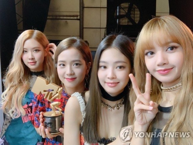 BLACKPINK girl group YG Entertainment comeback 2025