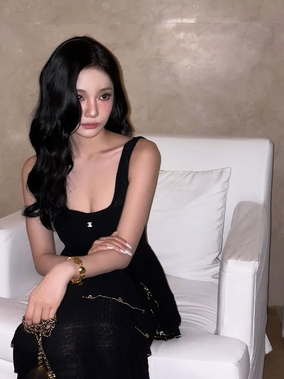 Ningning d’aespa en robe noire élégante lors de sa dernière publication sur Instagram