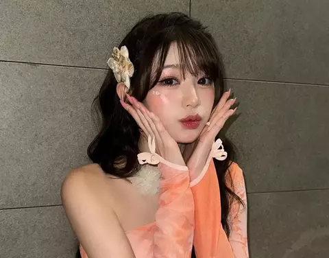 Wonyoung (IVE)