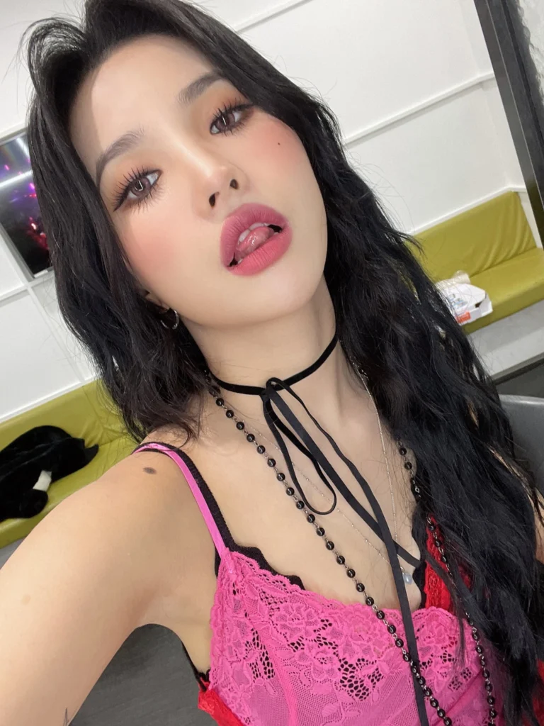 Soyeon I-DLE