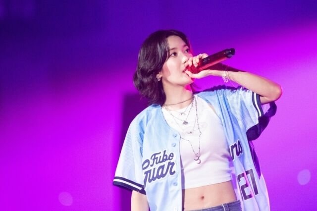 Kwon Eunbi Illumine le Taipei Dome Après Avoir Manqué Waterbomb Pour Cause de Maladie
